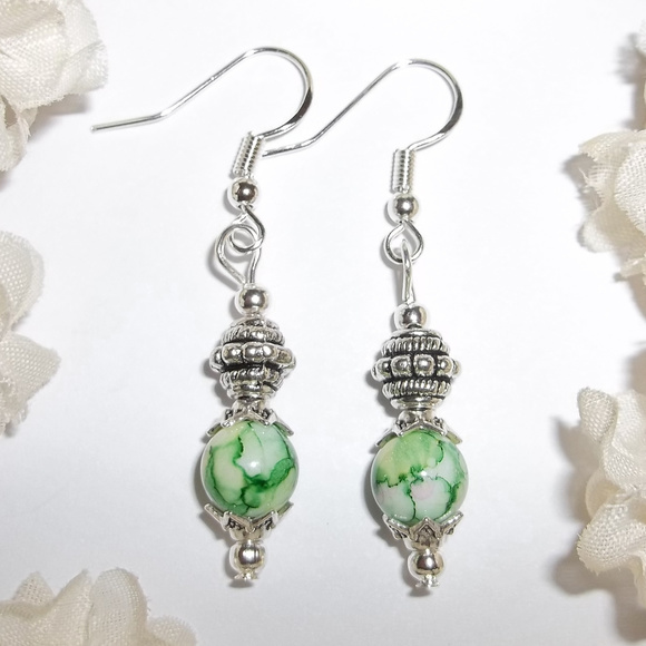 wvluckygirl Jewelry - Green Earring Set Handmade Marbled Design NWT 4590